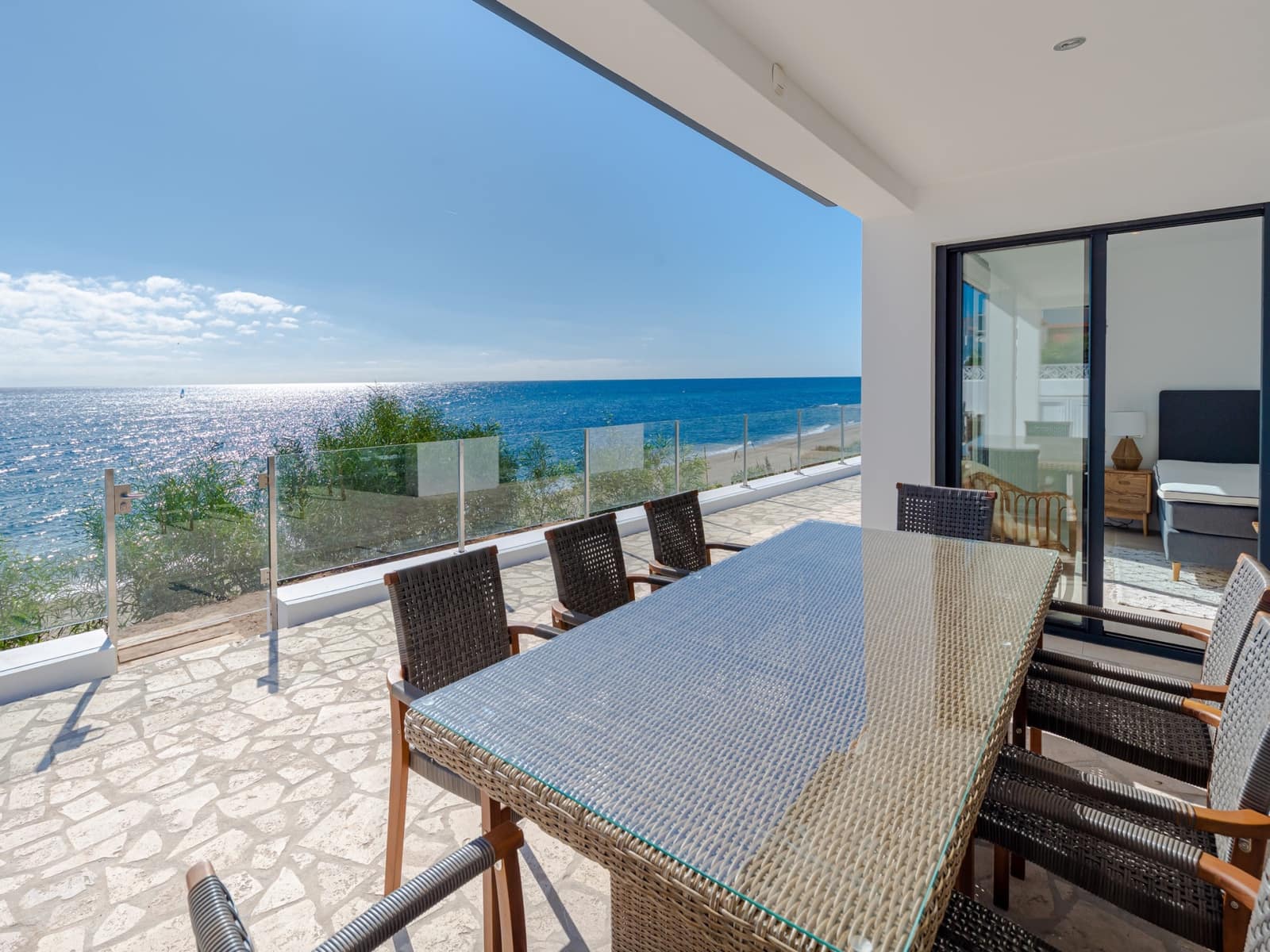 4 bedroom Villa for sale in Marbella with pool garage - € 2,495,000 (Ref: 10066480)