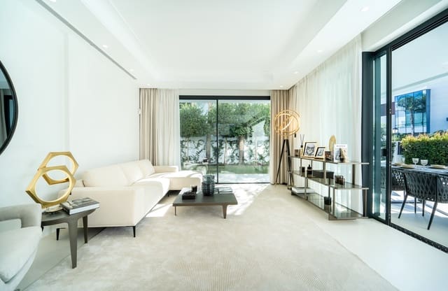 4 slaapkamer Villa te koop in Marbella met zwembad - € 3.500.000 (Ref: 10066487)