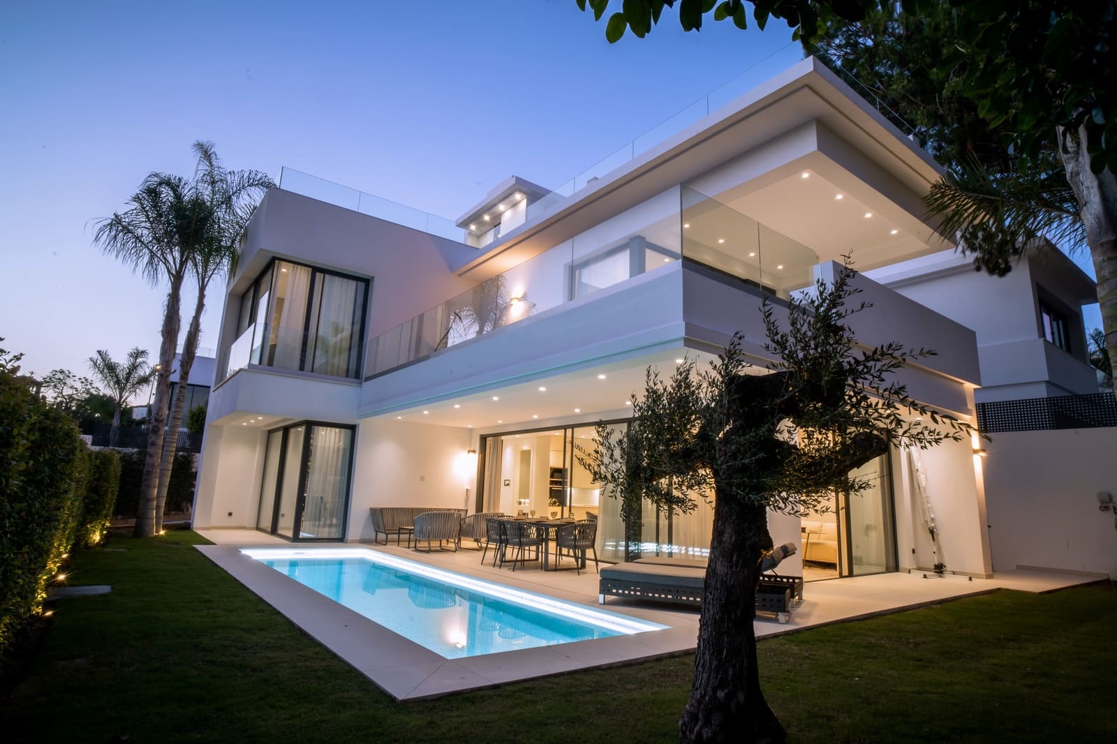 4 slaapkamer Villa te koop in Marbella met zwembad - € 3.500.000 (Ref: 10066487)