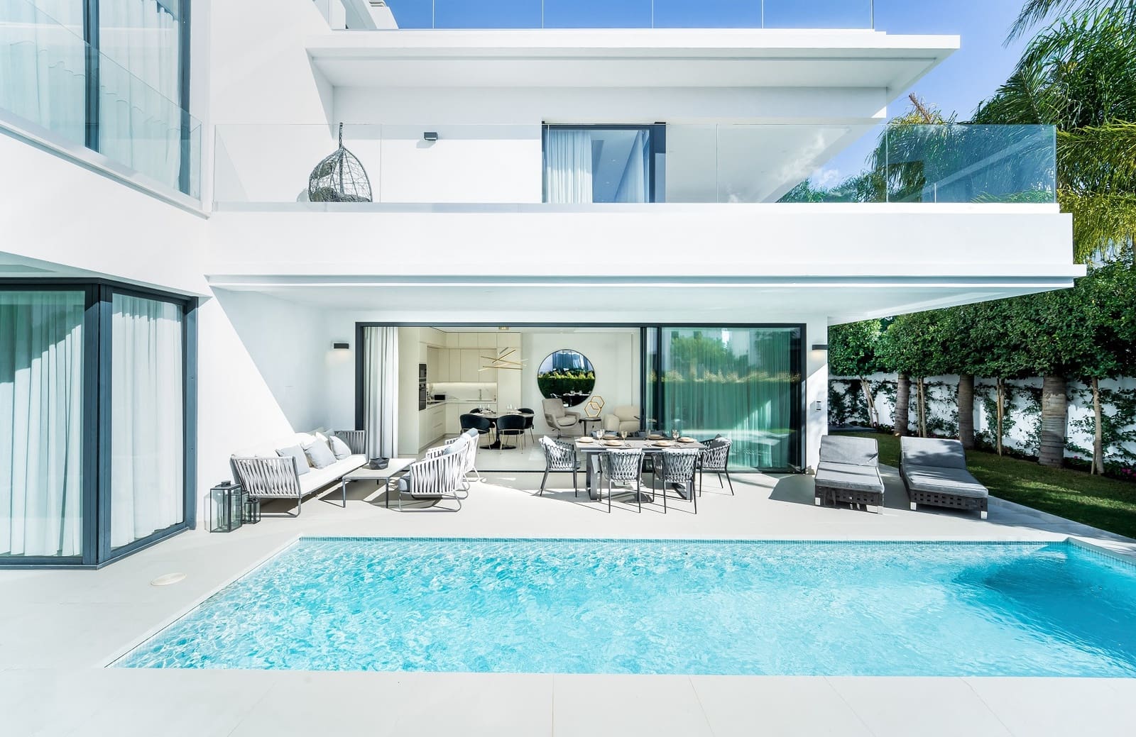 4 slaapkamer Villa te koop in Marbella met zwembad - € 3.500.000 (Ref: 10066487)