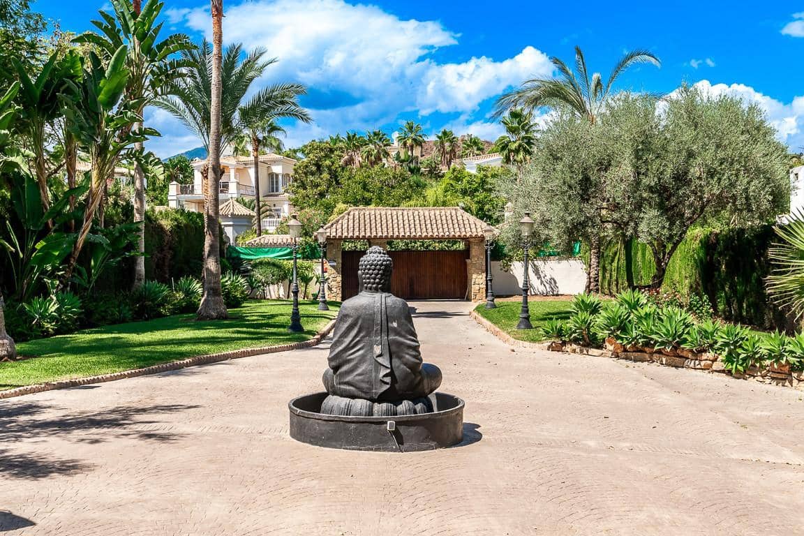 7 bedroom Villa for sale in Marbella with pool garage - € 4,950,000 (Ref: 10066488)