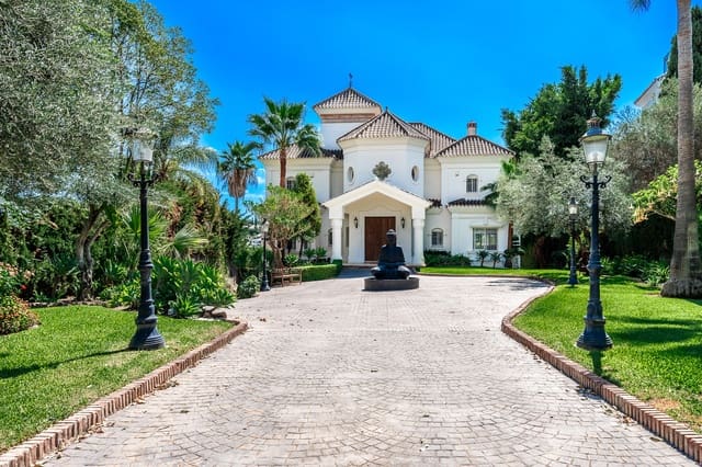 7 bedroom Villa for sale in Marbella with pool garage - € 4,950,000 (Ref: 10066488)