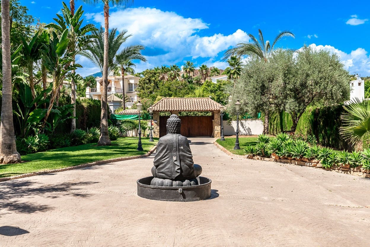 7 Zimmer Villa zu verkaufen in Marbella mit Pool Garage - 4.950.000 € (Ref: 10066488)