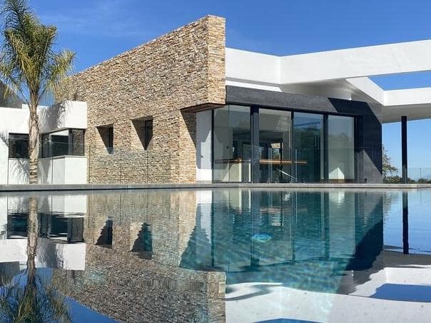 6 slaapkamer Villa te koop in Marbella met zwembad garage - € 4.500.000 (Ref: 10066492)