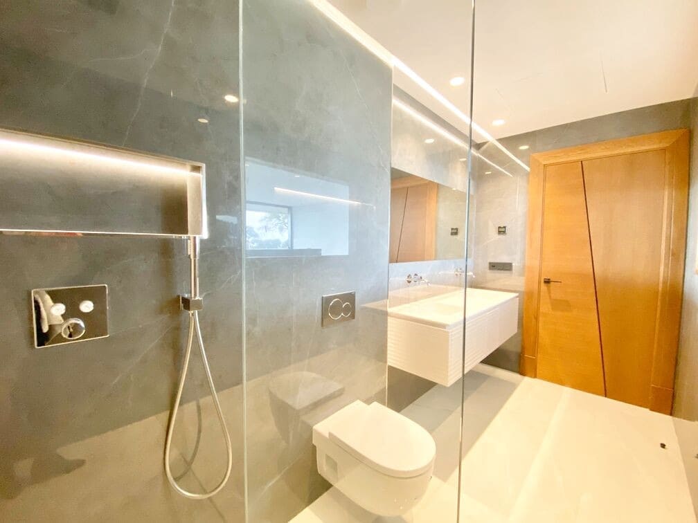 6 slaapkamer Villa te koop in Marbella met zwembad garage - € 4.500.000 (Ref: 10066492)