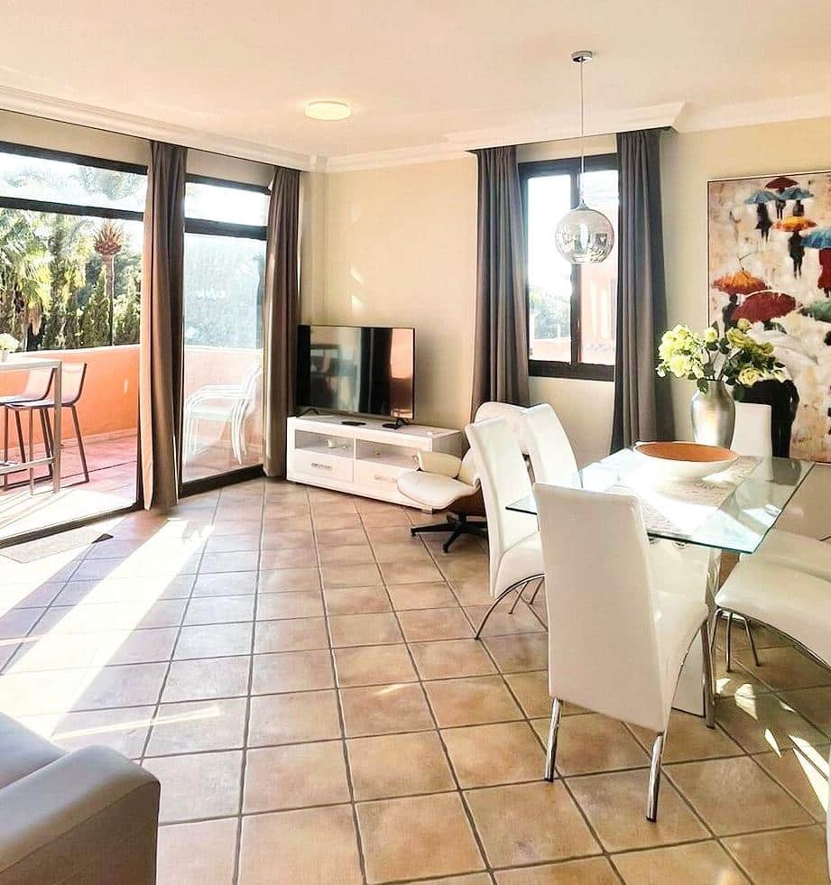 3 bedroom Apartment for sale in Marbella with pool - € 490,000 (Ref: 10066498)