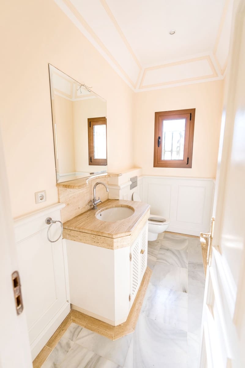 4 camera da letto Villa in vendita in Marbella con piscina garage - 1.640.000 € (Rif: 10066507)