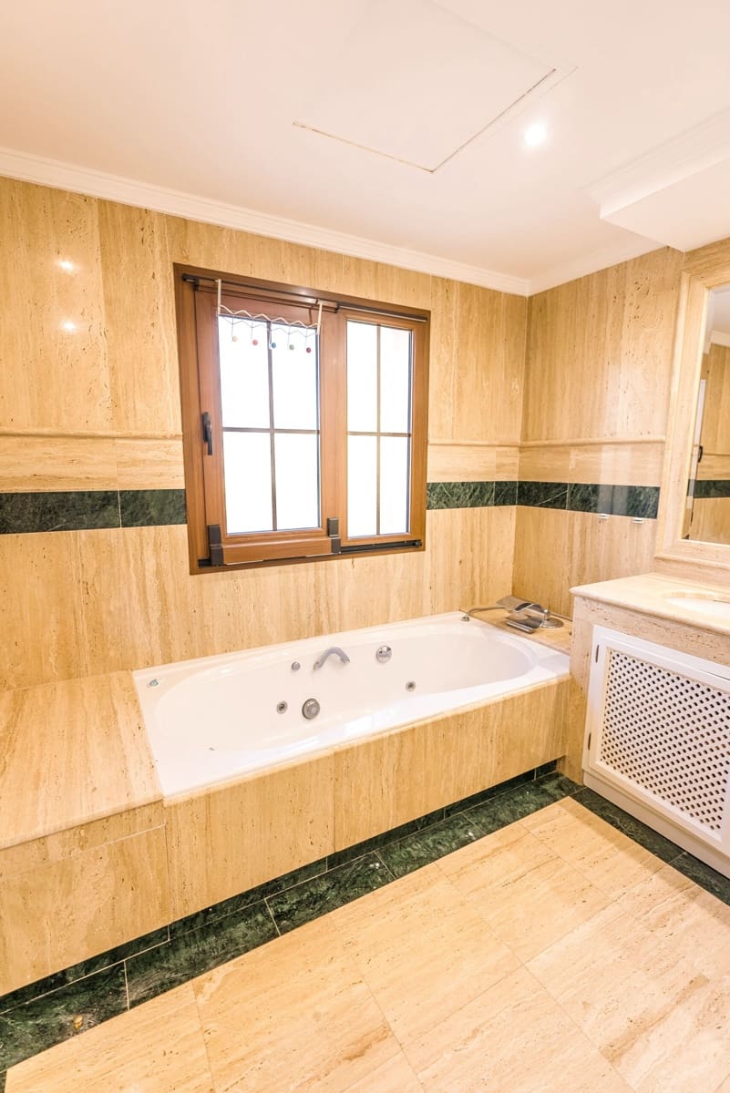 4 camera da letto Villa in vendita in Marbella con piscina garage - 1.640.000 € (Rif: 10066507)