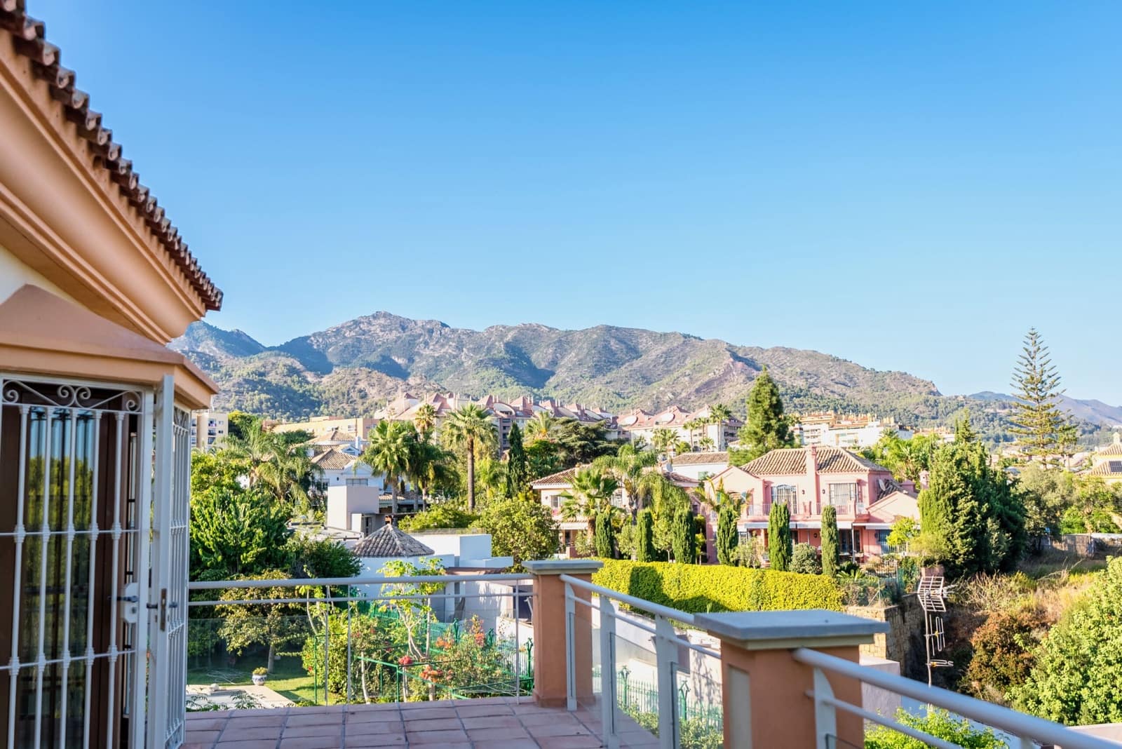 4 camera da letto Villa in vendita in Marbella con piscina garage - 1.640.000 € (Rif: 10066507)