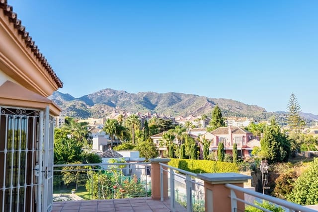 4 camera da letto Villa in vendita in Marbella con piscina garage - 1.640.000 € (Rif: 10066507)