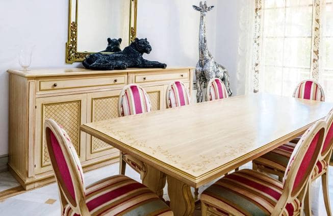 5 bedroom Villa for sale in Marbella with pool garage - € 1,940,000 (Ref: 10066510)
