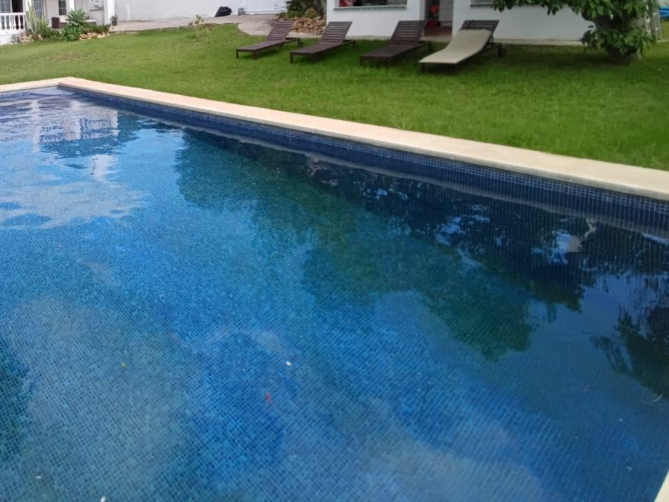 Chalet de 3 habitaciones en Marbella en venta con piscina - 1.200.000 € (Ref: 10066513)