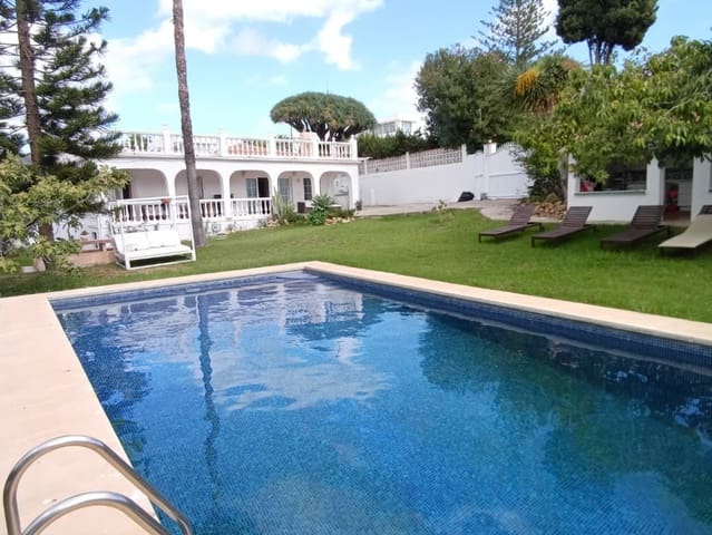 3 soveværelse Villa til salg i Marbella med swimmingpool - € 1.200.000 (Ref: 10066513)
