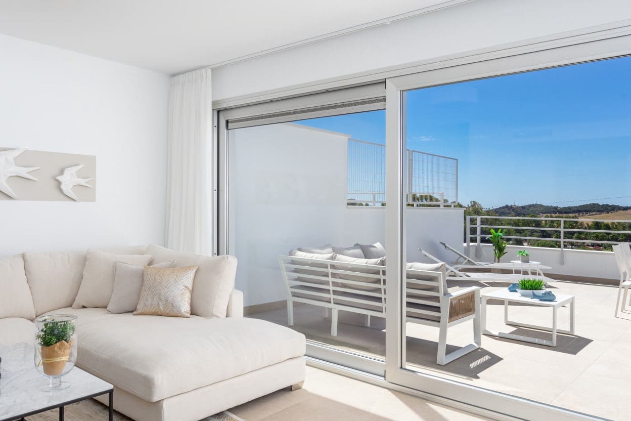 3 soveværelse Villa til salg i Estepona med swimmingpool garage - € 340.000 (Ref: 10066521)