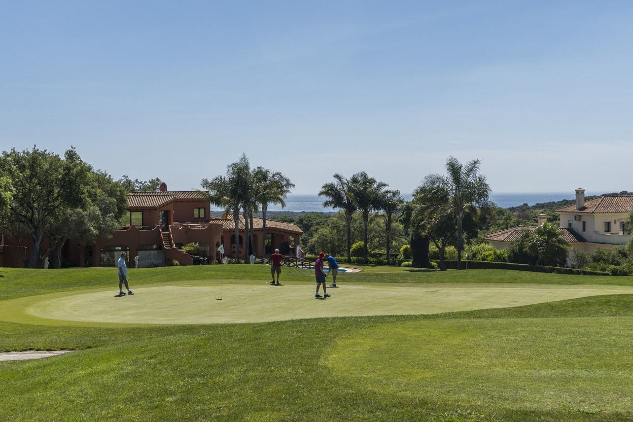 3 bedroom Apartment for sale in Marbella with pool garage - € 360,000 (Ref: 10066528)