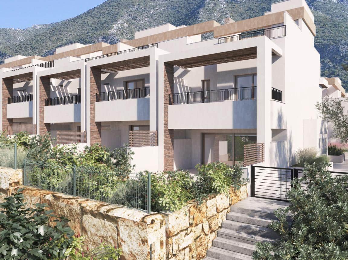 3 quarto Moradia para venda em Marbella com piscina - 548 000 € (Ref: 10066531)