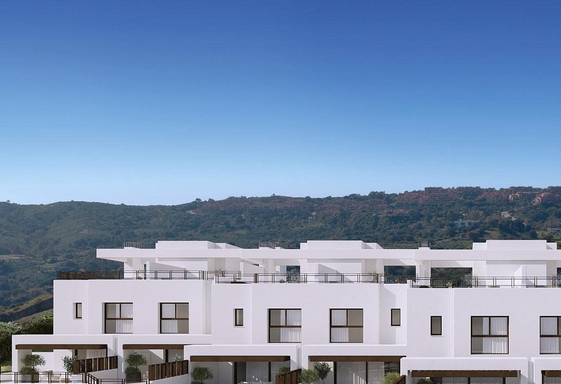 Chalet de 3 habitaciones en Marbella en venta con piscina garaje - 585.000 € (Ref: 10066532)