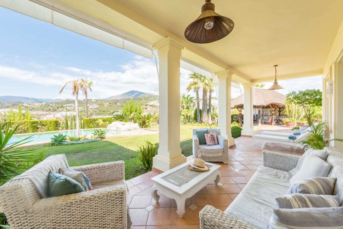 Chalet de 5 habitaciones en Benahavís en venta con piscina garaje - 3.100.000 € (Ref: 10066535)
