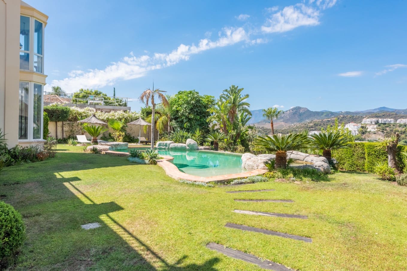 Chalet de 5 habitaciones en Benahavís en venta con piscina garaje - 3.100.000 € (Ref: 10066535)