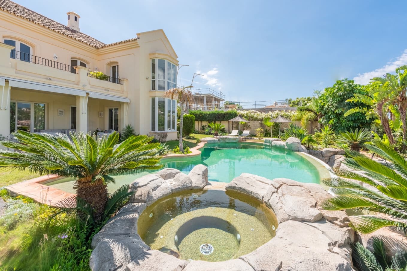 Chalet de 5 habitaciones en Benahavís en venta con piscina garaje - 3.100.000 € (Ref: 10066535)