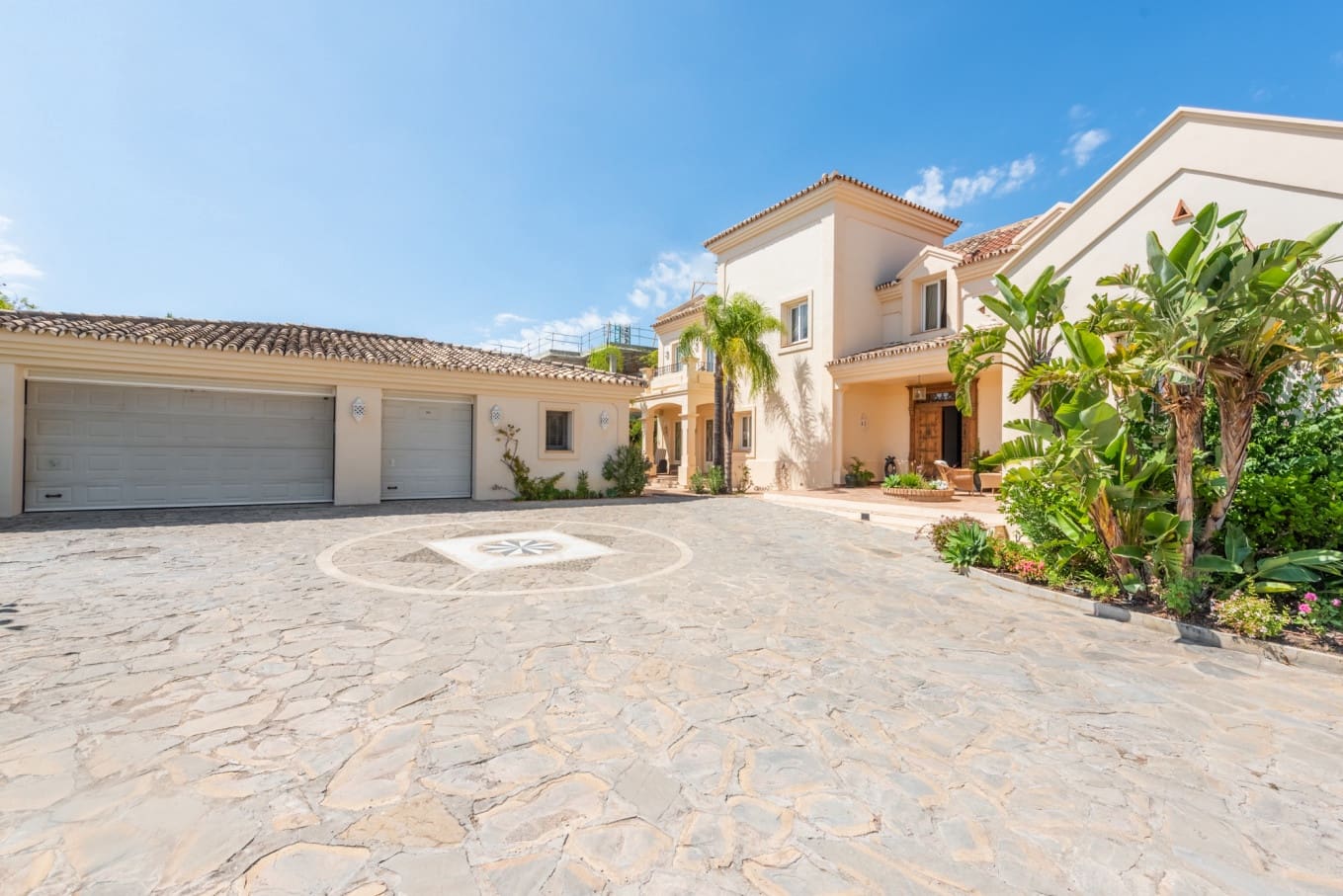 Chalet de 5 habitaciones en Benahavís en venta con piscina garaje - 3.100.000 € (Ref: 10066535)