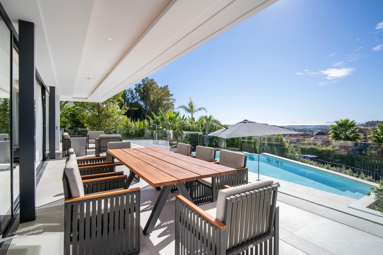 4 slaapkamer Villa te koop in Marbella met zwembad garage - € 3.250.000 (Ref: 10066536)