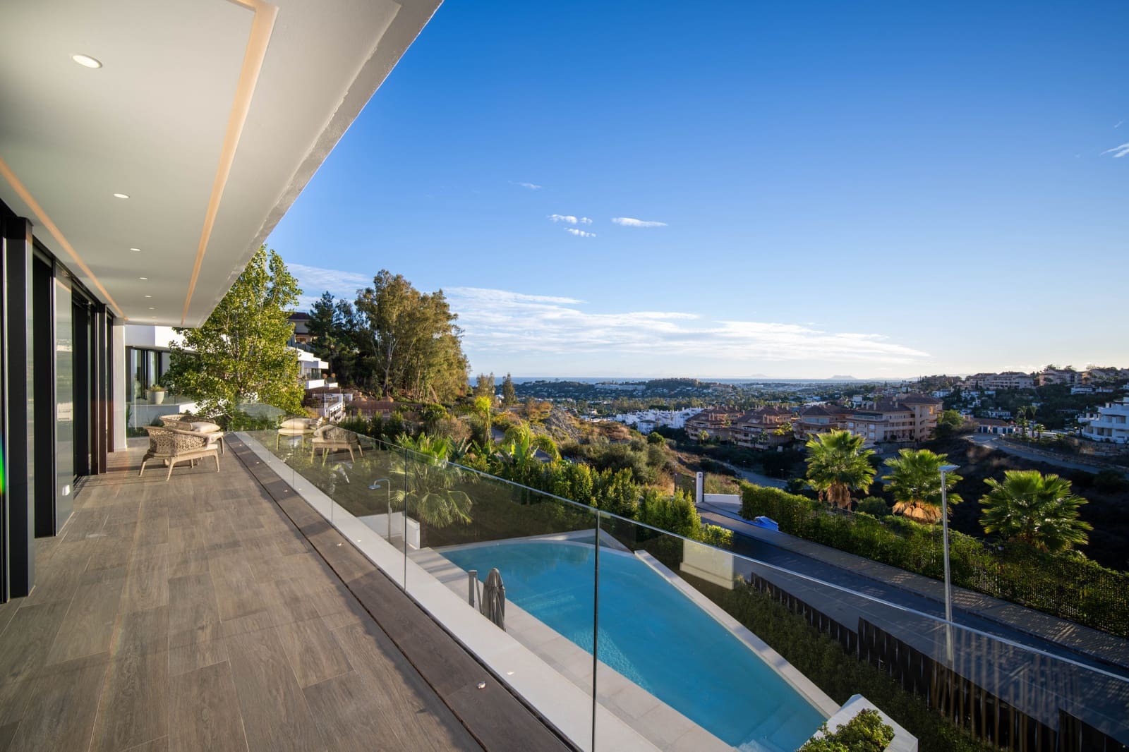 4 slaapkamer Villa te koop in Marbella met zwembad garage - € 3.250.000 (Ref: 10066536)