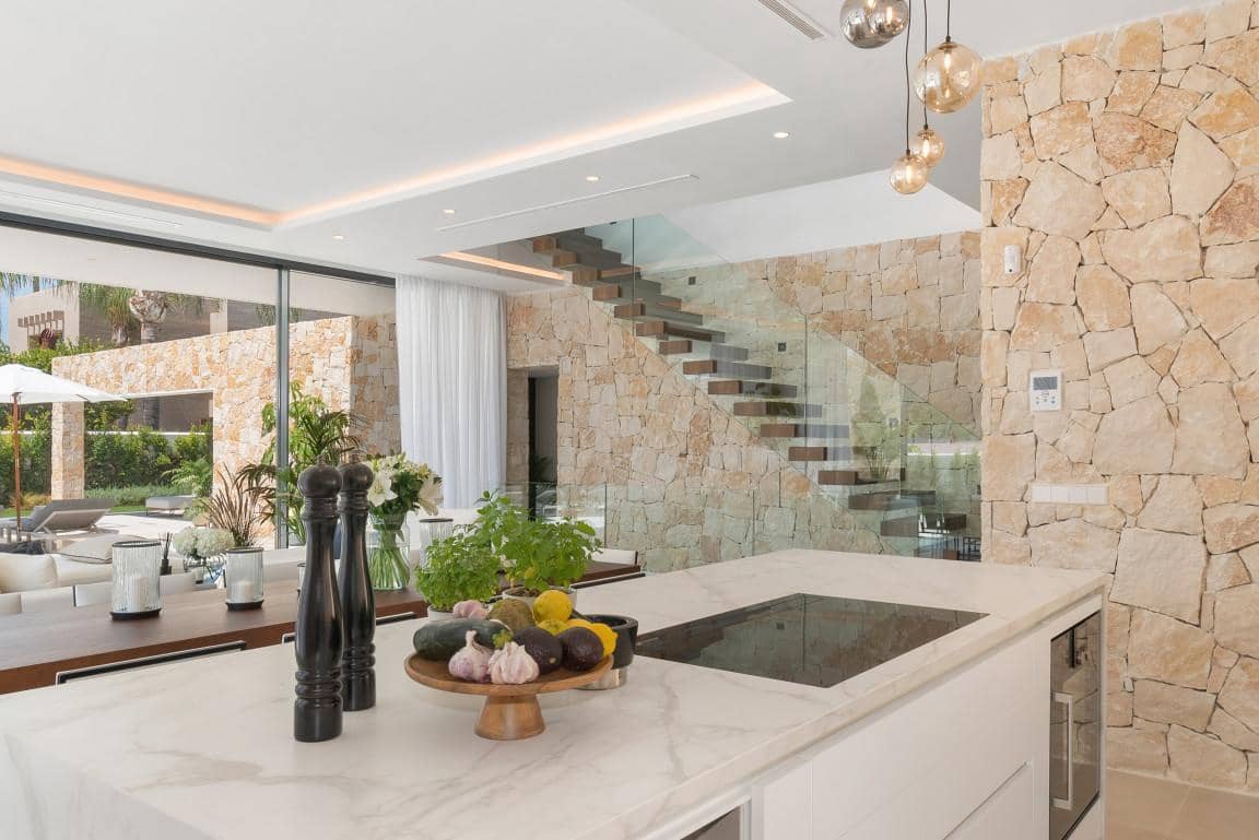 Chalet de 4 habitaciones en Marbella en venta con piscina garaje - 3.500.000 € (Ref: 10066537)