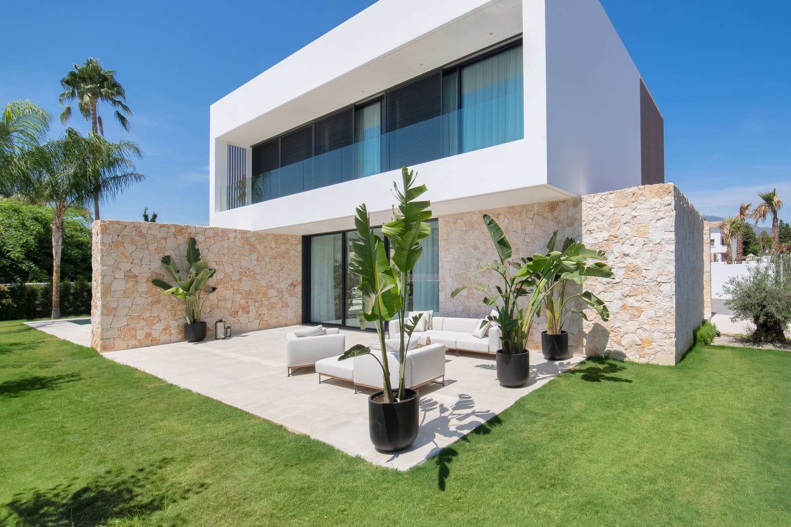 Chalet de 4 habitaciones en Marbella en venta con piscina garaje - 3.500.000 € (Ref: 10066537)