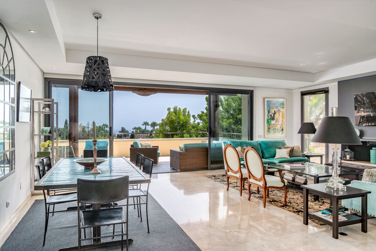 3 bedroom Apartment for sale in Marbella with pool garage - € 1,595,000 (Ref: 10066543)