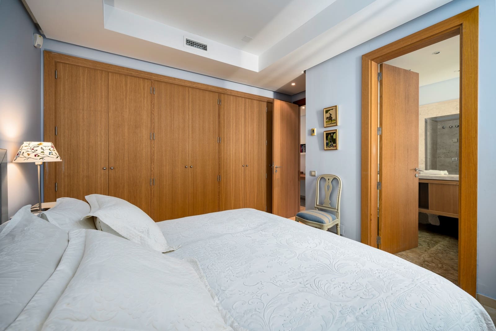 3 bedroom Apartment for sale in Marbella with pool garage - € 1,595,000 (Ref: 10066543)