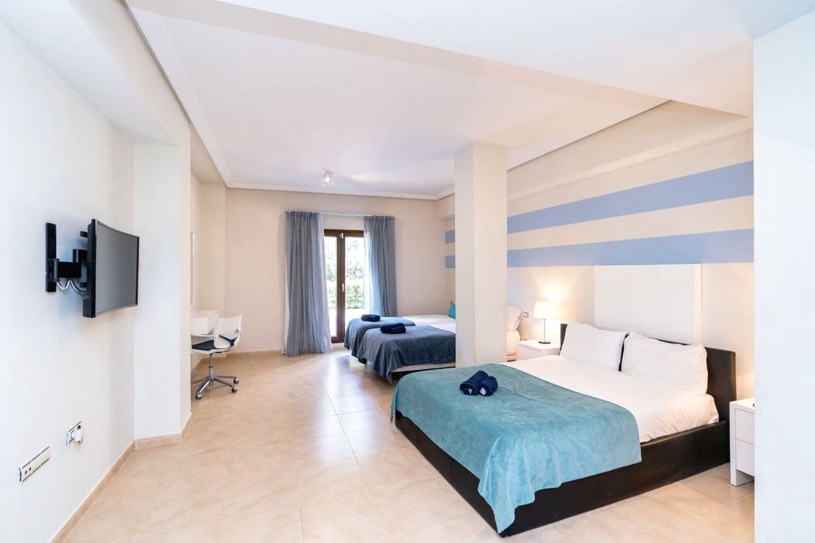 Chalet de 4 habitaciones en Marbella en venta con piscina garaje - 1.275.000 € (Ref: 10066547)