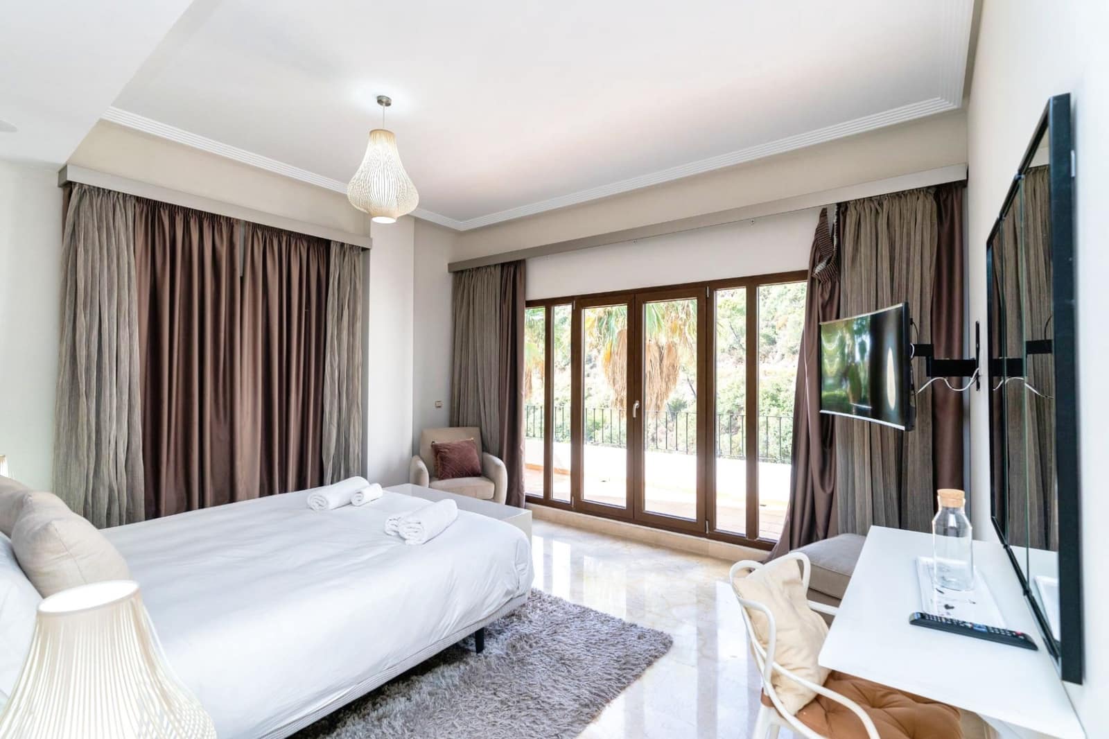 Chalet de 4 habitaciones en Marbella en venta con piscina garaje - 1.275.000 € (Ref: 10066547)