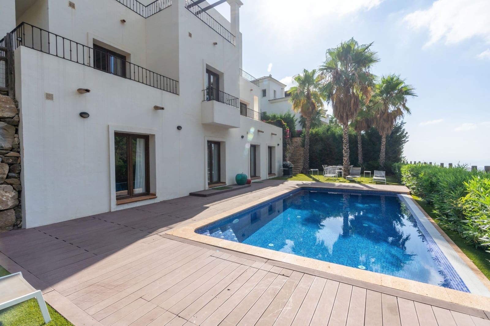 Chalet de 4 habitaciones en Marbella en venta con piscina garaje - 1.275.000 € (Ref: 10066547)