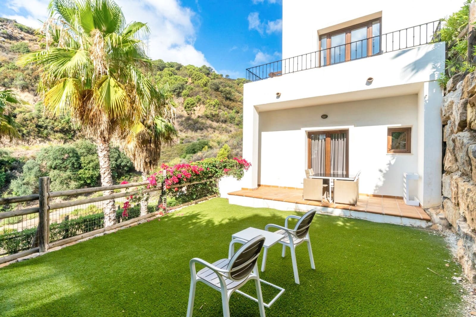 Chalet de 4 habitaciones en Marbella en venta con piscina garaje - 1.275.000 € (Ref: 10066547)