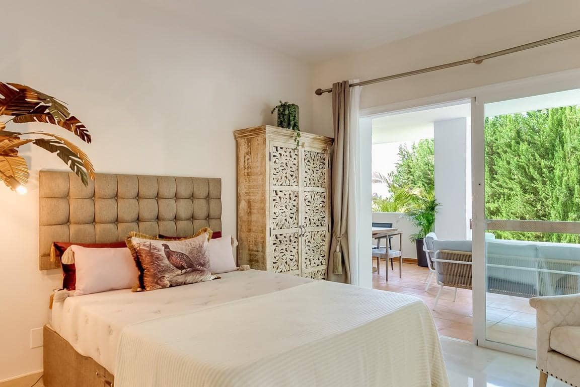 3 soveværelse Lejlighed til salg i Nueva Andalucia med swimmingpool garage - € 750.000 (Ref: 10066551)