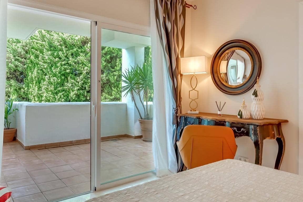 3 soveværelse Lejlighed til salg i Nueva Andalucia med swimmingpool garage - € 750.000 (Ref: 10066551)
