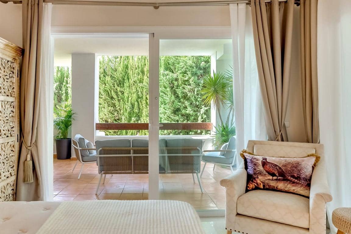3 soveværelse Lejlighed til salg i Nueva Andalucia med swimmingpool garage - € 750.000 (Ref: 10066551)