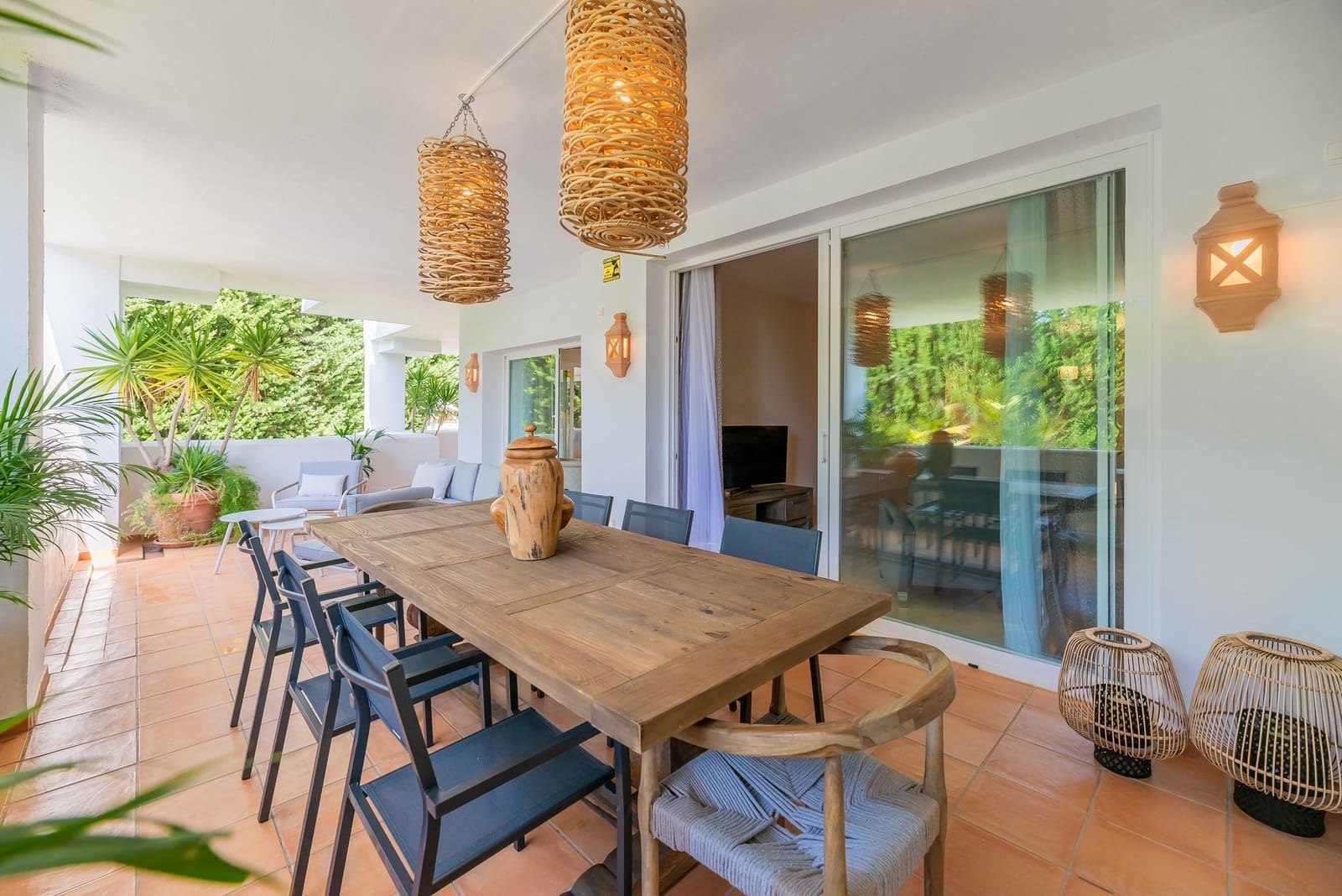3 soveværelse Lejlighed til salg i Nueva Andalucia med swimmingpool garage - € 750.000 (Ref: 10066551)