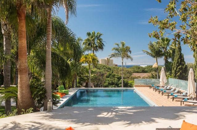7 soverom Villa til salgs i Marbella med svømmebasseng garasje - € 2 750 000 (Ref: 10066553)