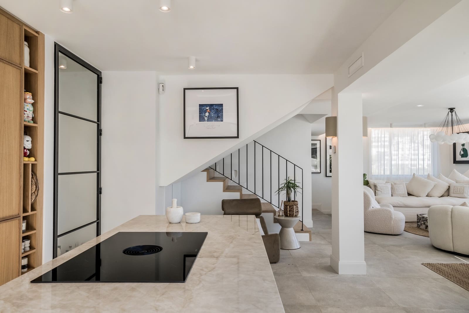 5 bedroom Villa for sale in Marbella with pool garage - € 3,395,000 (Ref: 10066554)