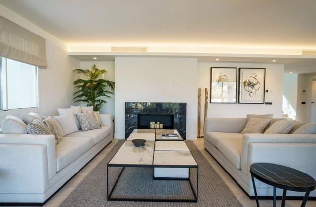 Chalet de 5 habitaciones en Marbella en venta con piscina garaje - 2.750.000 € (Ref: 10066555)