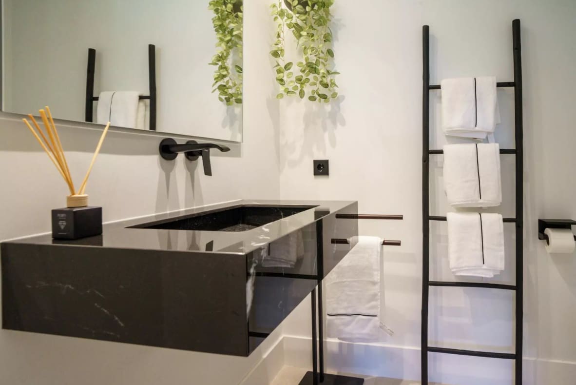 Chalet de 5 habitaciones en Marbella en venta con piscina garaje - 2.750.000 € (Ref: 10066555)