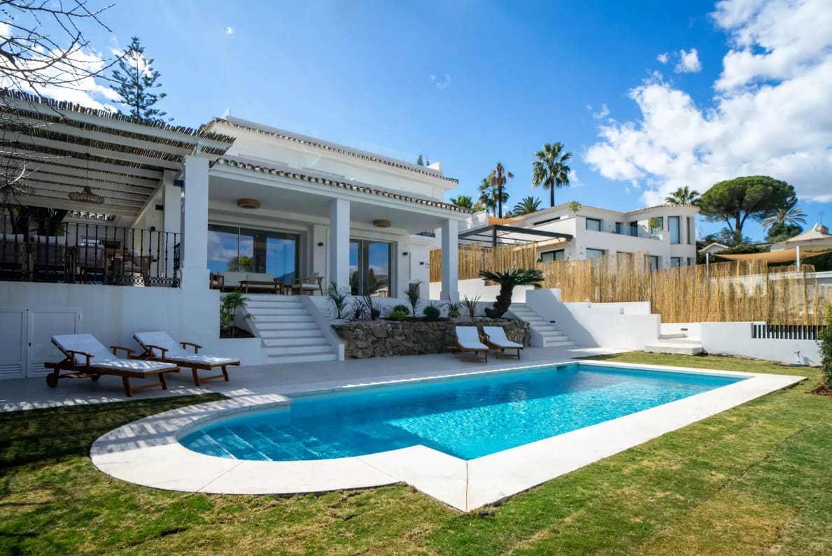 Chalet de 5 habitaciones en Marbella en venta con piscina garaje - 2.750.000 € (Ref: 10066555)