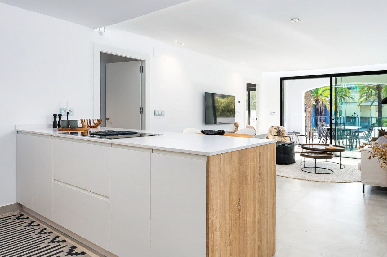 1 slaapkamer Appartement te koop in Puerto Banus met zwembad - € 425.000 (Ref: 10066556)