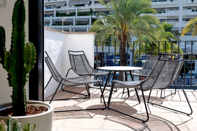 1 makuuhuone Huoneisto myytävänä paikassa Marbella mukana uima-altaan - 425 000 € (Ref: 10066557)