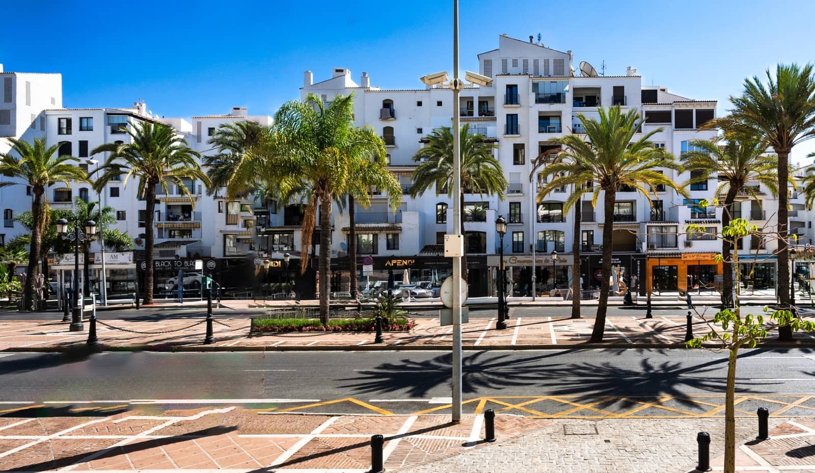 1 makuuhuone Huoneisto myytävänä paikassa Marbella mukana uima-altaan - 425 000 € (Ref: 10066557)