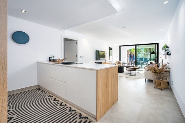 1 makuuhuone Huoneisto myytävänä paikassa Marbella mukana uima-altaan - 425 000 € (Ref: 10066557)