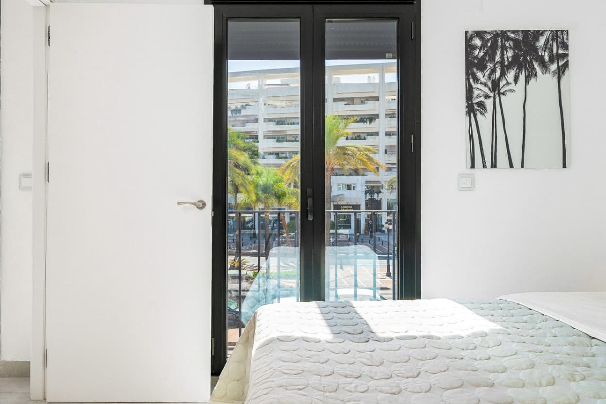 Apartamento de 1 habitación en Marbella en venta con piscina - 425.000 € (Ref: 10066557)
