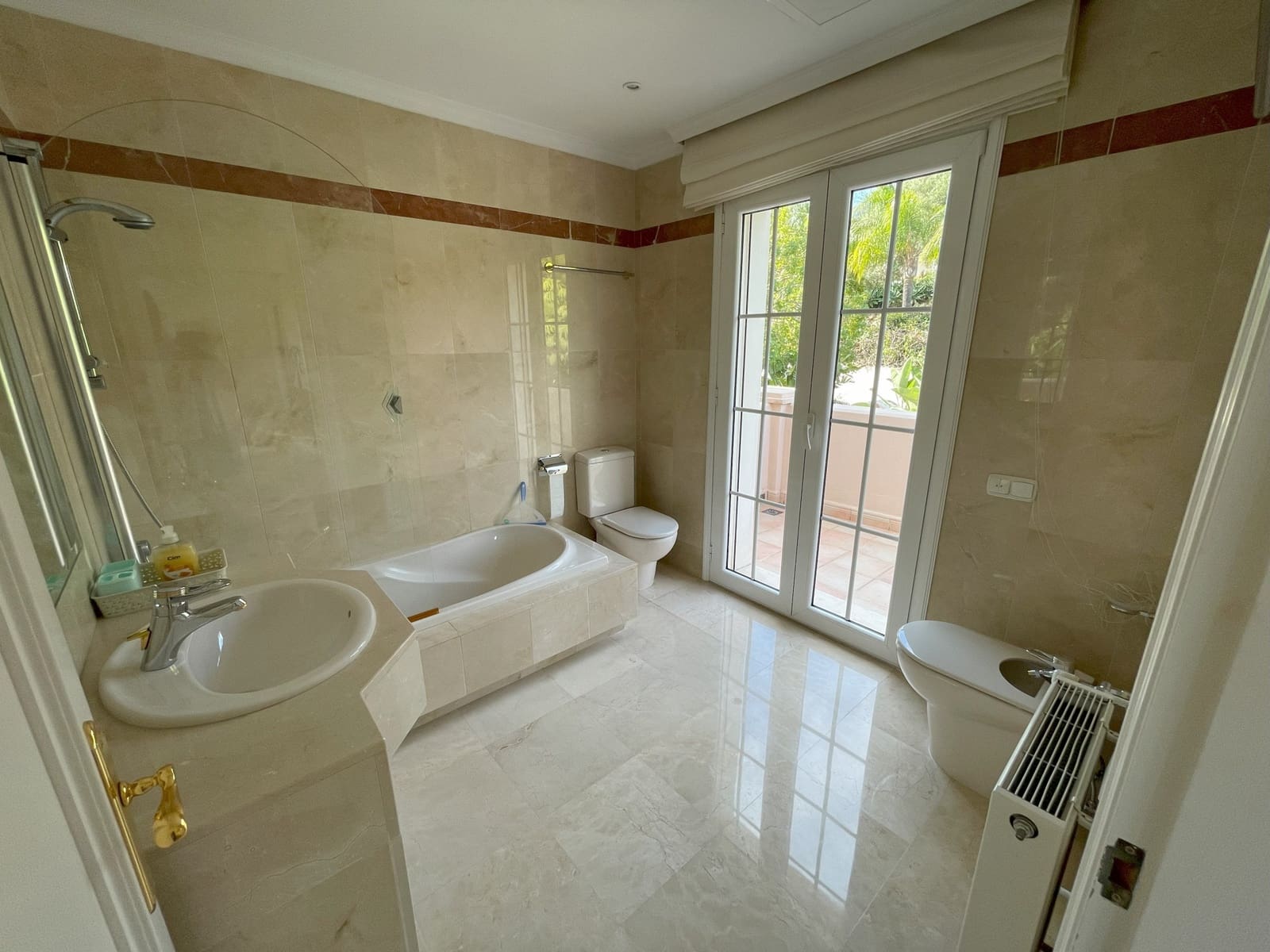 6 slaapkamer Villa te koop in Marbella met zwembad garage - € 9.500.000 (Ref: 10066558)